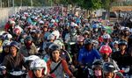 Jembatan Suramadu Dijejali Pemudik Bermotor