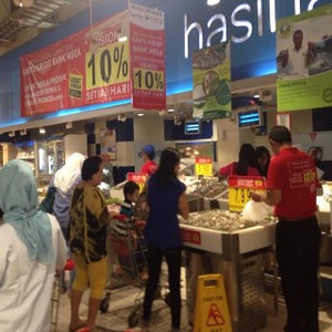 Harga Daging Tetap Miring di Carrefour, Rp 99.900/Kg