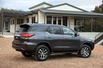Ini Dia Tampang Anyar Toyota Fortuner