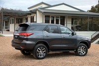 Dengan fitur-fitur ini Toyota optimistis Fortuner bakal mendapatkan rating crash test sampai 5 bintang atau mencapai rating maksimum. (Istimewa/dok Toyota).