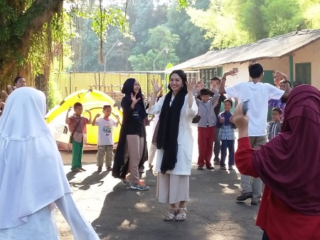 Ambil Banyak Kerjaan Jelang Lebaran, Andien Tak Diprotes Suami