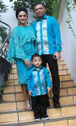 Krisdayanti Bagi-bagi THR di Hari Lebaran