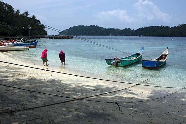 Ide Libur Lebaran, Melihat Indahnya Pantai Iboih di Sabang