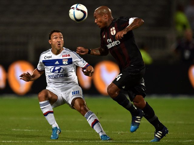 Lyon Kalahkan Milan di Laga Uji Coba