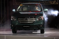 Dari sektor eksteriornya bibalut warna Jade Green Metallic dan spoiler belakang. Sementara interiornya tersedia sistem navigasi. Istimewa/dok Toyota.