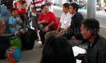 Tinjau Stasiun Lempuyangan, Pemudik Ajak Jonan Foto