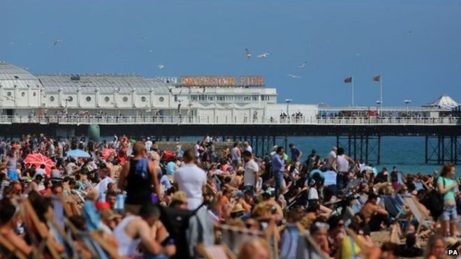Mungkin Ini Pantai Pertama di Dunia dengan Larangan Merokok