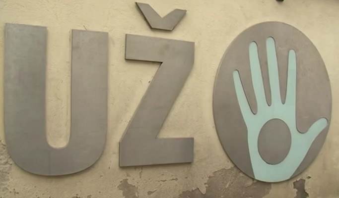 Begini Jadinya Kalau Para Seniman Membuat Negara