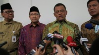 Jumat (17/7) lalu, terjadi kericuhan saat umat Muslim menggelar salat Idul Fitri di Karubaga, Tolikara, Papua. Kericuhan berawal ketika sekelompok orang dari GIDI (Gereja Injili Di Indonesia) membubarkan secara paksa jamaah Salat Id yang sedang memulai ibadah.
