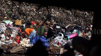 Pada kondisi normal sampah Jakarta bisa mencapai 6.700 ton/hari dan masuk ke tempat pembuangan akhir di Bantar Gebang berkisar 5.400-5.600 ton/hari.