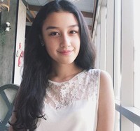 Seperti sang kakak, wajah Indo memang menurun pada Natasha yang punya darah Inggris dari sang ayah. (Instagram@natasharyder)
