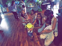 Di foto-foto yang dipamerkan Jessica tampak kegembiraan menyelimuti keluarga kecilnya. (Instagram/jedarcantik)