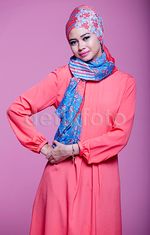 Yuki Kato Cantik dalam Balutan Hijab