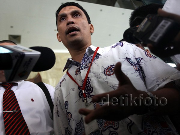 KPK Periksa Orang Suruhan Gubernur Gatot
