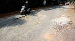 Jalan Raya Nagrak Bogor Rusak Parah