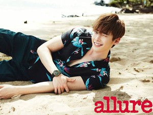 Lee Jong Suk Jadi Korban Pencurian Identitas