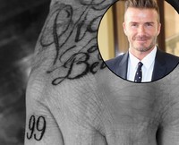 Scarlett Johansson Kini Berambut Merah, Ini Arti Tato Baru David Beckham