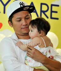 Pipinya yang chubby membuat Gempi tampak semakin menggemaskan. Pool/Noel/detikFoto.