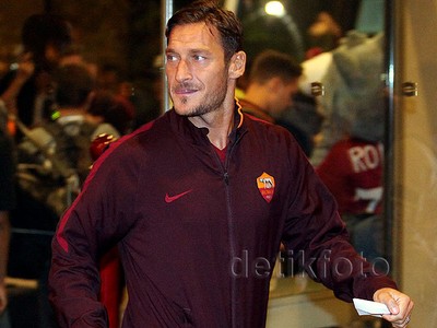 Skuat AS Roma Tiba di Jakarta