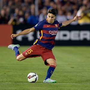 Bartra Tegaskan Ingin Bertahan di Barca