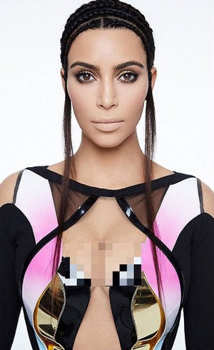 Kim Kardashian Tampil Ala Audrey Hepburn sampai Barbarella di Iklan Terbaru