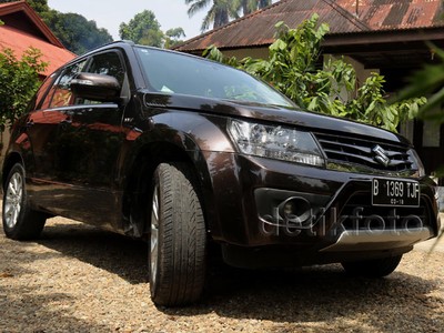 Membelah Sumatera dengan SUV Rasa Sedan