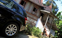Hal lain yang tidak sesuai harapan ialah ruang kabin untuk meletakkan barang-barang perjalanan memang memuaskan, namun keinginan untuk melakukan petualangan lintas Sumatra bersama-sama lebih banyak anggota keluarga,  tidak dapat diwujudkan karena GV merupakan kendaraan five-seater.
