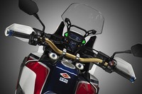Motor adventure terbaru dari Honda ini bakal menggunakan suspensi semi-aktif, kontrol stabilitas dan ABS. Pool/dok Honda.