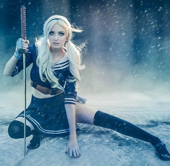 Menjadi cosplayer membantuku menjadi percaya diri. Aku biasanya pendiam dan pemalu, tapi tidak begitu kalau sudah memakai kostum, kata Lanae. (istimewa/instagram)