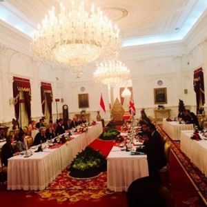 David Cameron Siap Bantu Jokowi Bangun Infrastruktur