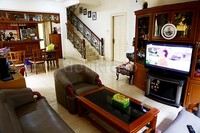 Ruang keluarga menjadi ruangan favorit Yuki.