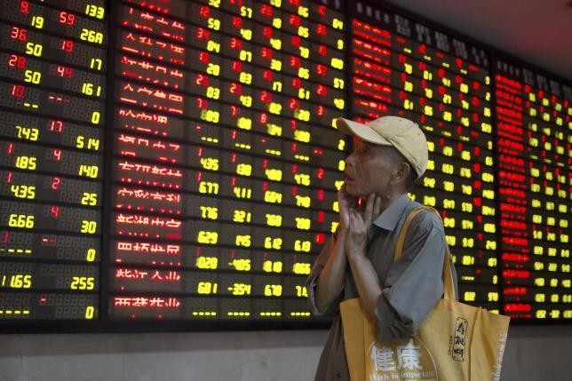 Ini Penyebab Pasar Saham China Terjun 8,4%