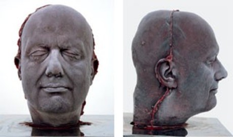 Satu Patung Kepala Marc Quinn Butuh 9 Liter Darah