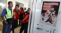 Selain itu, proses perpanjangan konsesi ini dilakukan dengan mekanisme tender tertutup sehingga tidak dimungkinkan tercapai harga optimal dan ada potensi tuntutan post bidder claim dari peserta tender tahun 1999. Ini juga disampaikan BPKP dalam suratnya no LAP697/D502/2/2012 dan rekomendasi Komite Pengawas Perpanjangan JICT.