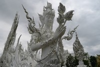 Untuk membuat White Temple, Chalermchai menghabiskan dana sekitar 40 juta Baht (sekitar Rp 16 miliar) dari kantongnya sendiri (Sastri/detikTravel)