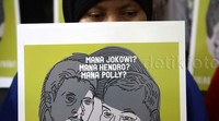 Keajaiban lalu muncul di tingkat kasasi. Pada 4 Oktober 2006, MA membebaskan Pollycarpus dari dakwaan pembunuhan berencana dan hanya dihukum 2 tahun karena memalsukan surat.