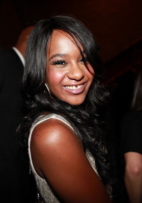 Suami Poppy Bunga Nyambi Sopir Uber, Bobbi Kristina Segera Dimakamkan