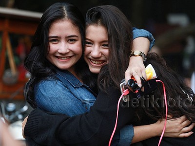 Boys, Cantikan Prilly Latuconsina atau Cassandra Lee?