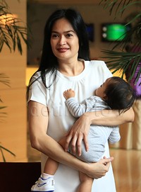 Donna dan si kecil Kiya. Pool/Palevi S/detikFoto.