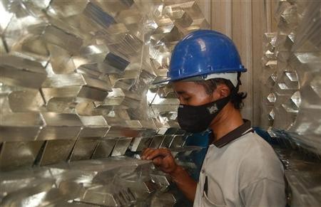 Dari 26 Perusahaan, Hanya PT Timah yang Jualan ke Pasar Lokal