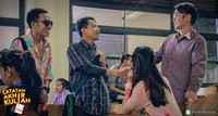 Dualisme deadline skripsi dan percintaan menjadi bungkus utama 'Catatan Akhir Kuliah'. (Dok Darihati Films)
