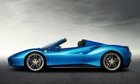 Namun untuk bobot, 488 Spider lebih berat 50 kg dibanding Ferrari 488 GTB. Sedangkan dibanding model lawas, yakni Ferrari 458 Spider lebih ringan 10 kg. Kekuatan sasis spaceframe yang digunakannya sekuat sasis Ferrari 488 GTB. Istimewa/dok Ferrari.