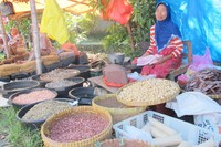 Di Pasar Kamis, terasi bisa didapatkan dengan harga yang cukup murah. Harga jual per kg sekitar Rp 40 ribu (Kurnia/detikTravel)