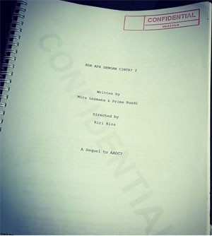 Dian Sastrowardoyo Pamer Skenario Ada Apa Dengan Cinta? 2