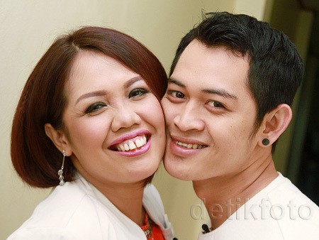 Siap Nikah Keempat Kali, Ely Sugigi Galau Belum Dapat Izin Anak