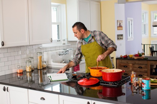 Lakukan Trik Ini Agar Dapur Tetap Bersih Selama Anda Memasak (1)