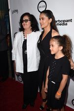 Like Mother Like Daughter, Gaya Kompak Salma Hayek dan Putrinya