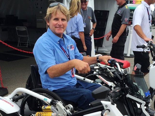 Motor Roda Tiga Elektrik Khusus untuk Wayne Rainey