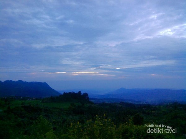 Libur Akhir Pekan di Jonggol Ada 2 Air Terjun Keren 