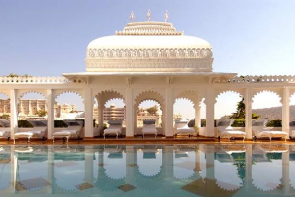 Menginap Super Mewah Ala Maharaja India